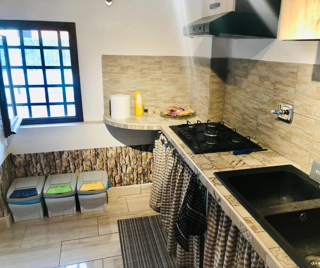 Apartament Little House Fiera Di Roma Ponte Galeria Zewnętrze zdjęcie