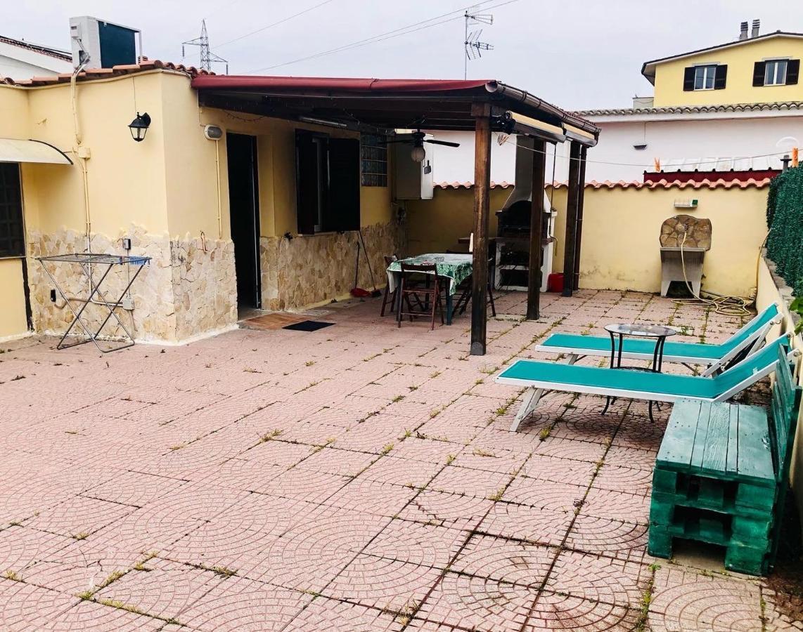 Apartament Little House Fiera Di Roma Ponte Galeria Zewnętrze zdjęcie